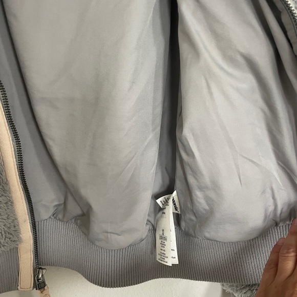 Patagonia Los Gatos Bomber Jacket, size X-Small - Picture 7 of 12